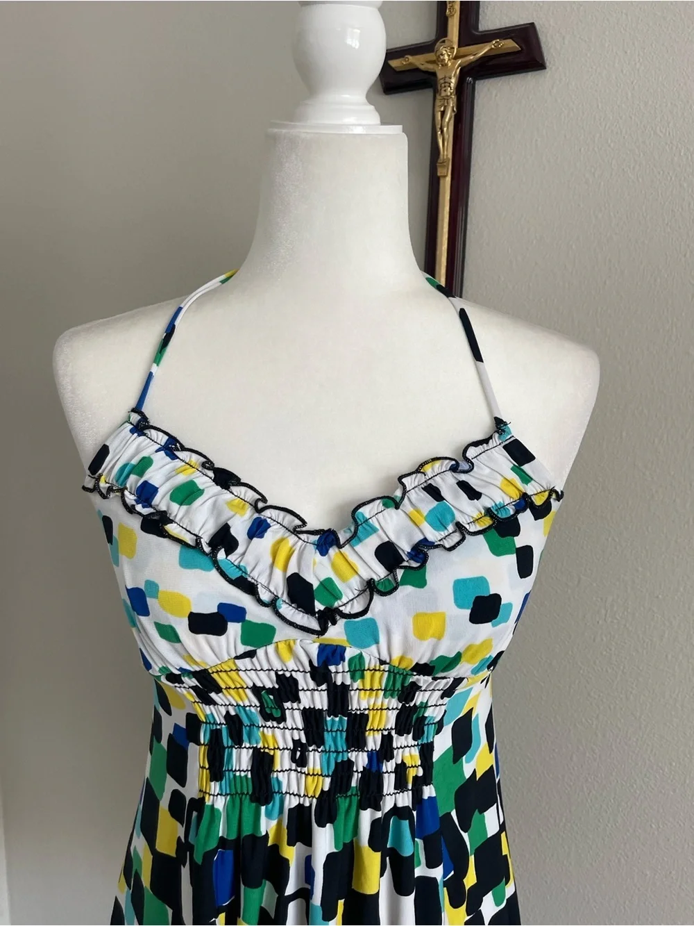 XOXO Women's Multi-Color Ruffled Halter Tank Top - Picture 2 of 6
